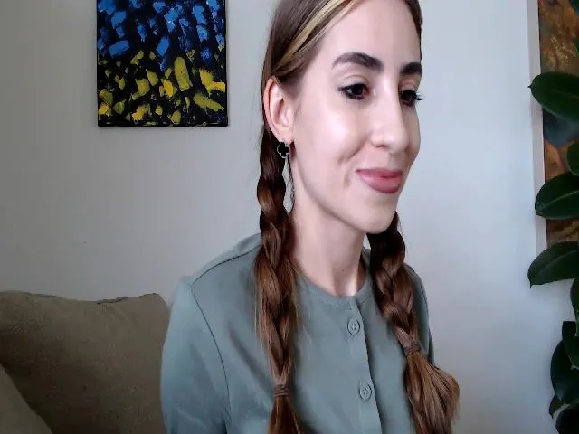 Live sex webcam photo for Nora_Sweet #273368369