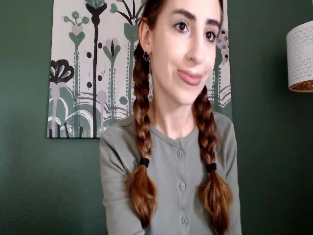 Live sex webcam photo for Nora_Sweet #273613445