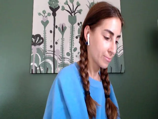 Live sex webcam photo for Nora_Sweet #274175048
