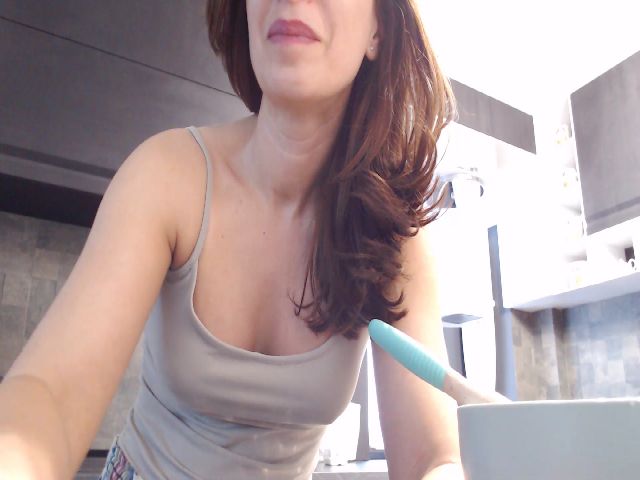 Live sex webcam photo for NormalGirl #272734753