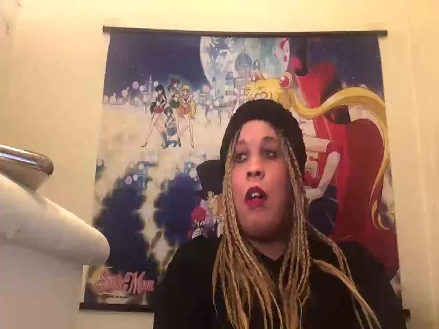 Live sex webcam photo for NotEvenPretty #273499312