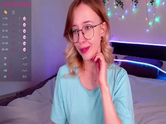 Live sex webcam photo for Nura_vura #273654307