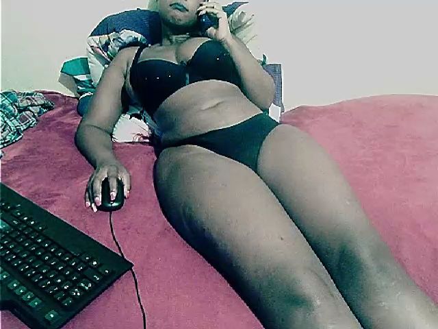 Live sex webcam photo for Nuzqueen1 #272633098