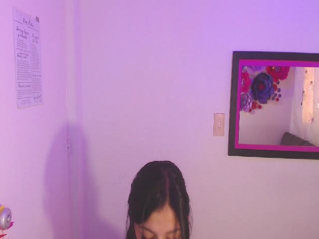 Live sex webcam photo for NyahMackenzie #273382709