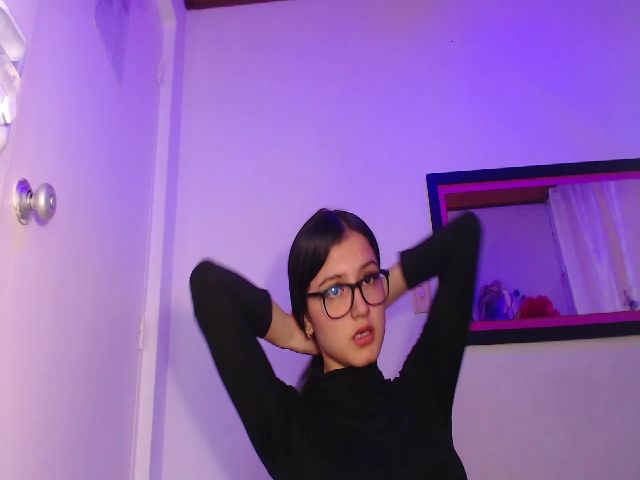 Live sex webcam photo for NyahMackenzie #273836298