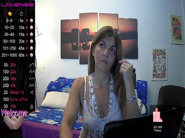 Live sex webcam photo for NyxSweetPea #272367816