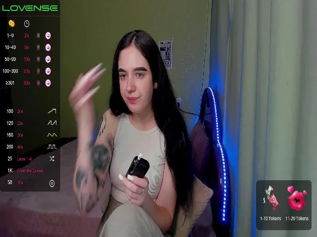 Live sex webcam photo for Obscura_003 #274067116