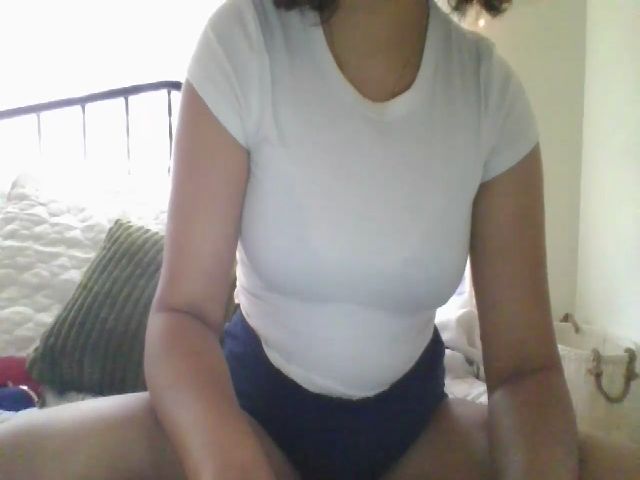 Live sex webcam photo for OddyPuss #273275204