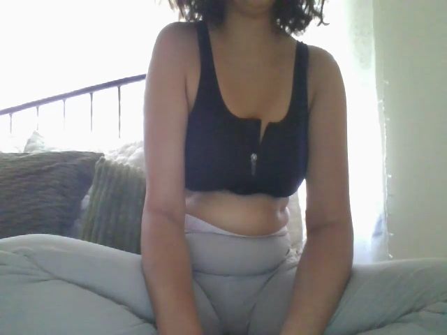 Live sex webcam photo for OddyPuss #273283679