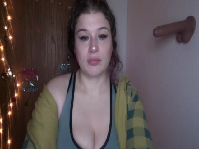 Live sex webcam photo for Oephilia #272108438