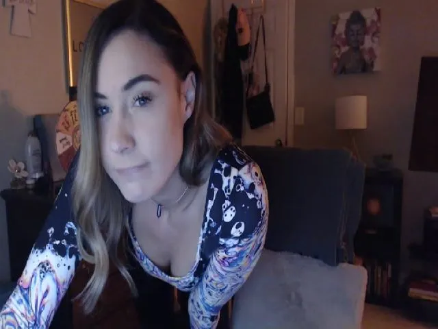 Live sex webcam photo for OhYesCeleste #271851329