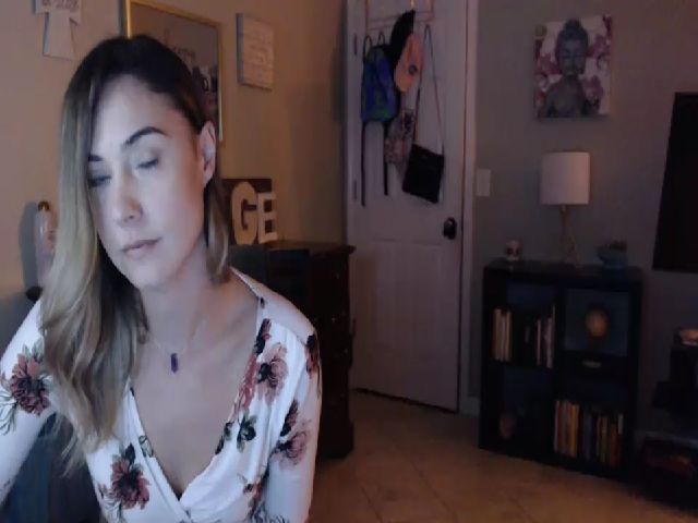 Live sex webcam photo for OhYesCeleste #272278315