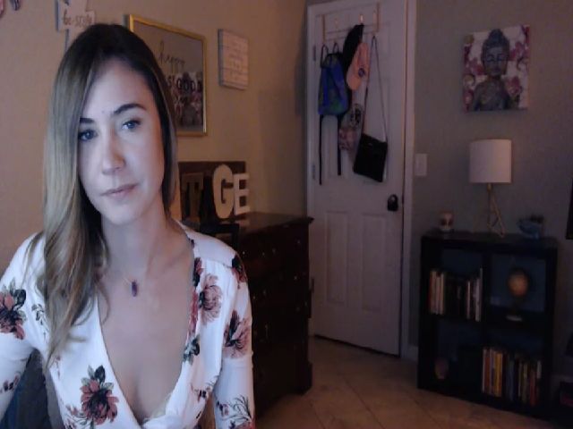 Live sex webcam photo for OhYesCeleste #272278767