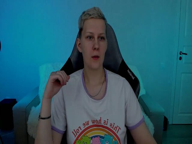 Live sex webcam photo for Oh_daisy #271710176