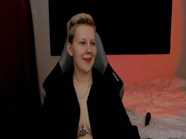 Live sex webcam photo for Oh_daisy #271944357