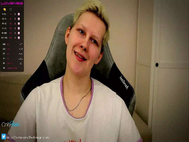 Live sex webcam photo for Oh_daisy #273062238