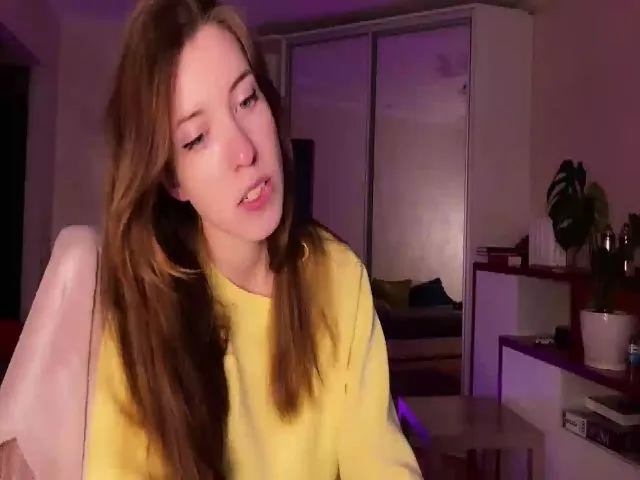 Live sex webcam photo for OhhMyCherry #272931516
