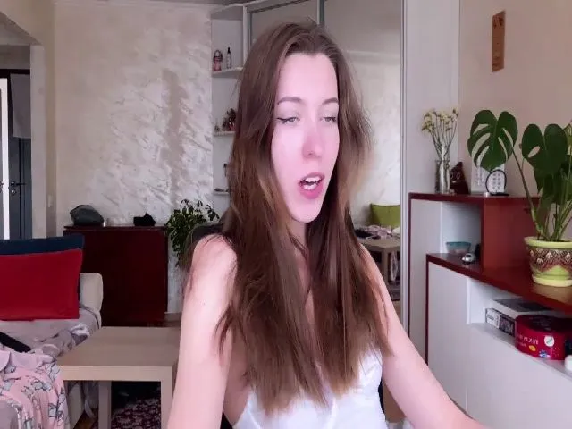 Live sex webcam photo for OhhMyCherry #273107586