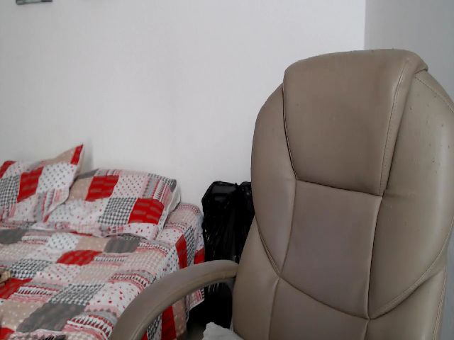 Live sex webcam photo for Ohmiax #272503582