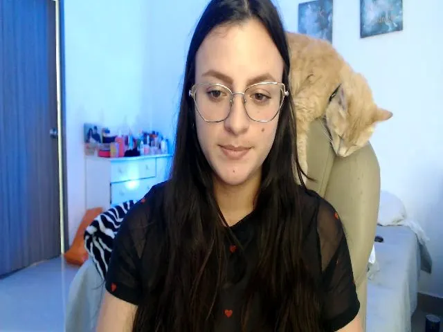 Live sex webcam photo for Ohmiax #273204493