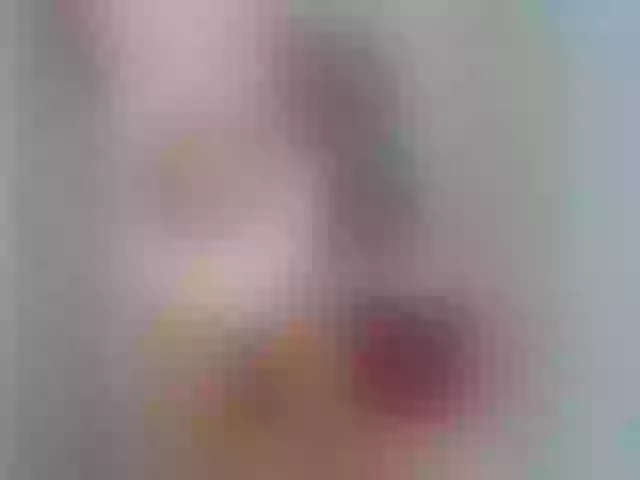 Live sex webcam photo for OliMills #273953980