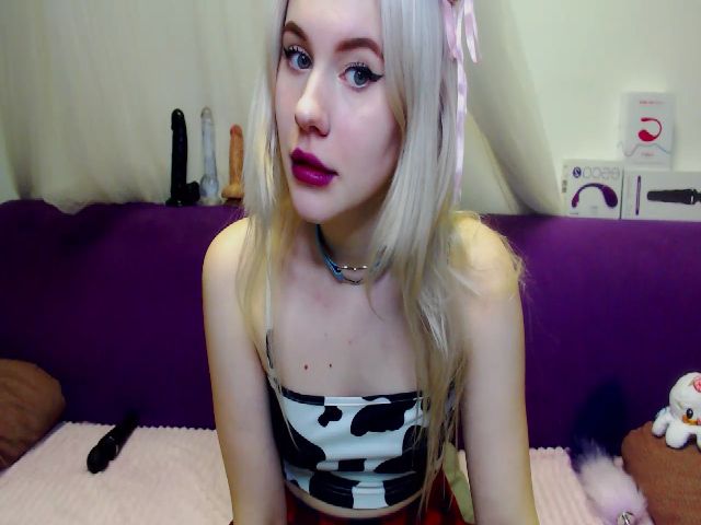 Live sex webcam photo for Olivia_Gracee #271692919