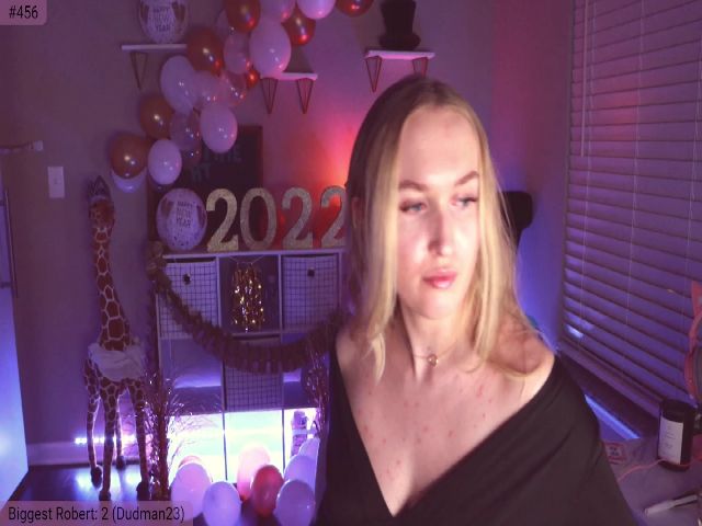 Live sex webcam photo for OliviaxFaye #271857551