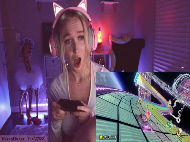 Live sex webcam photo for OliviaxFaye #272003130