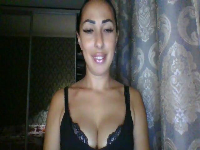 Live sex webcam photo for OlivieOukhard #274346283