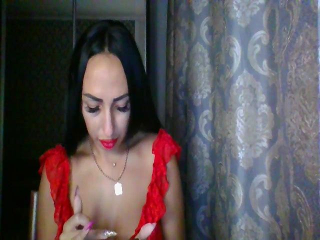 Live sex webcam photo for OlivieOukhard #274955678