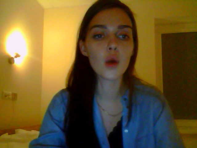 Live sex webcam photo for Ollwi #272956182