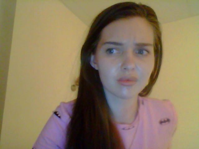 Live sex webcam photo for Ollwi #273016492