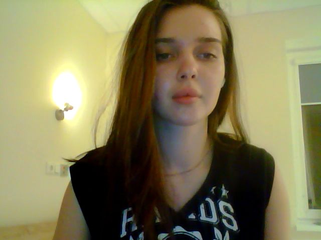 Live sex webcam photo for Ollwi #273056613