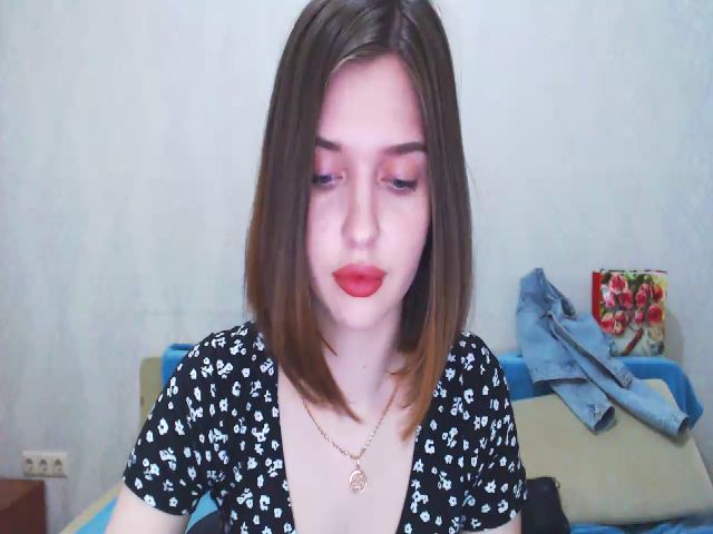 Live sex webcam photo for Ollwi #273930533