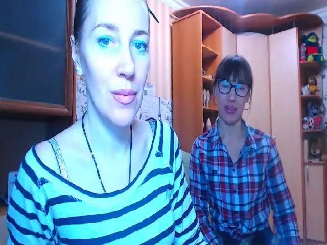 Live sex webcam photo for Oly_nice_ #272097510