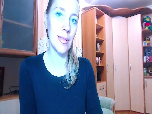 Live sex webcam photo for Oly_nice_ #272373352