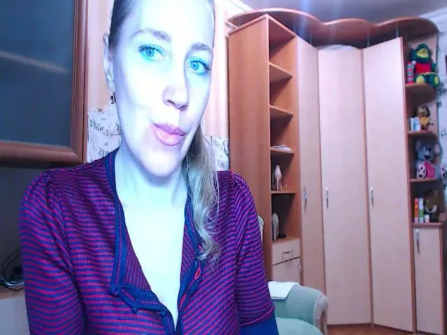 Live sex webcam photo for Oly_nice_ #272576164