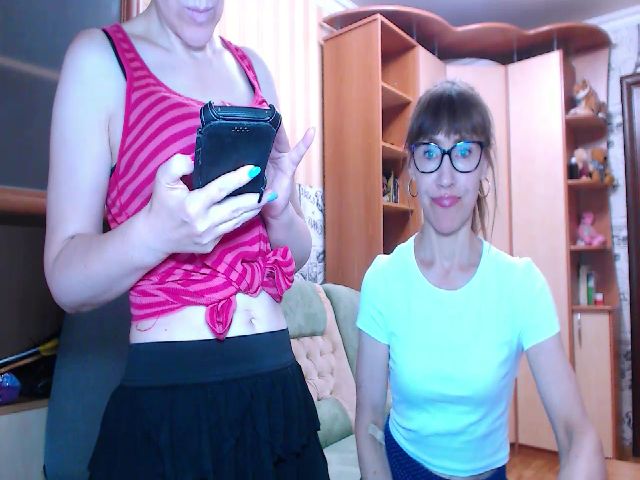 Live sex webcam photo for Oly_nice_ #274292724