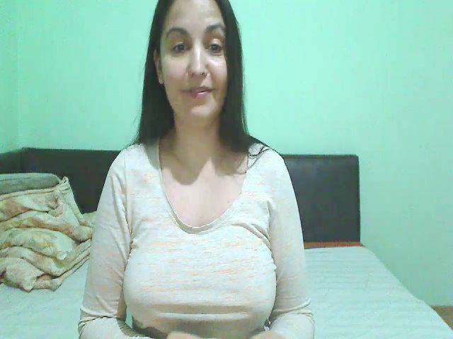 Live sex webcam photo for OneHotty #271948668