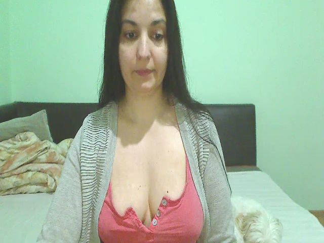 Live sex webcam photo for OneHotty #272060924