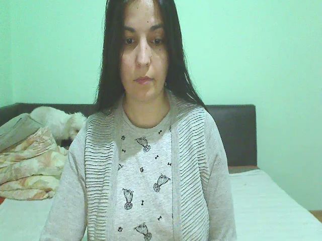 Live sex webcam photo for OneHotty #272127063