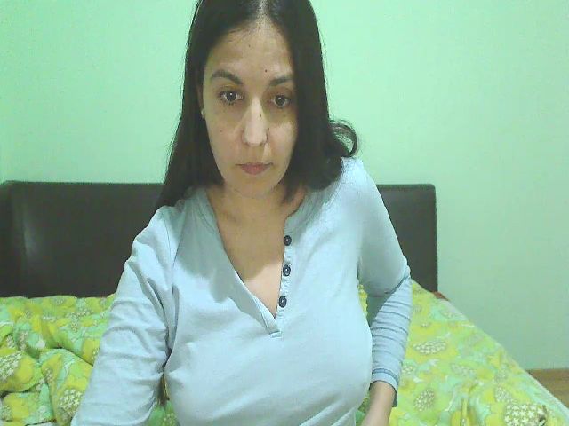 Live sex webcam photo for OneHotty #272288986