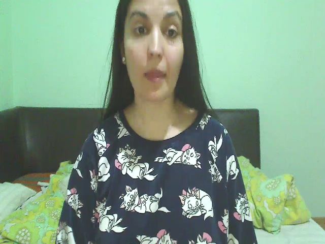 Live sex webcam photo for OneHotty #272302296