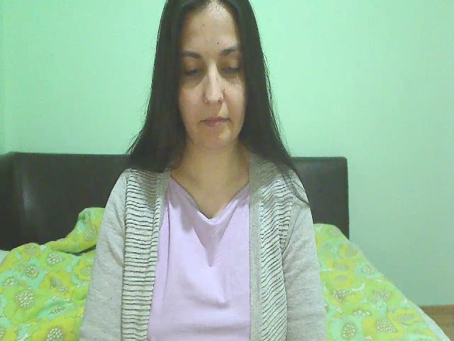 Live sex webcam photo for OneHotty #272337932