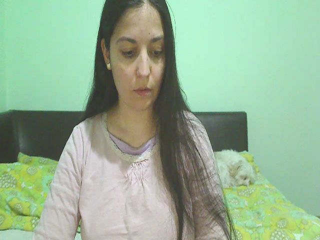 Live sex webcam photo for OneHotty #272349532