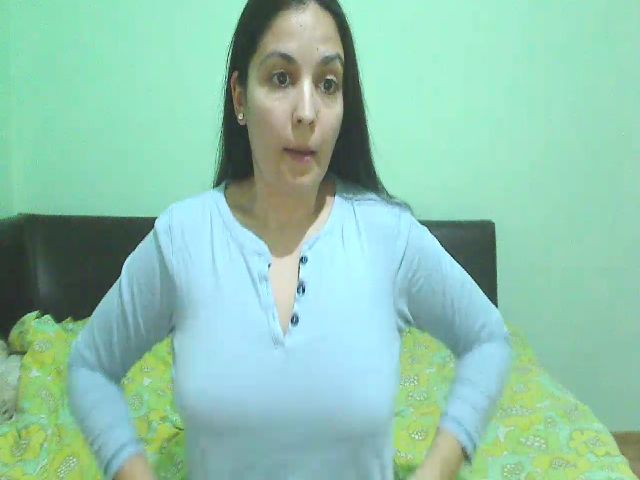 Live sex webcam photo for OneHotty #272520798