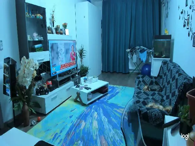 Live sex webcam photo for OneLife_ #272738085