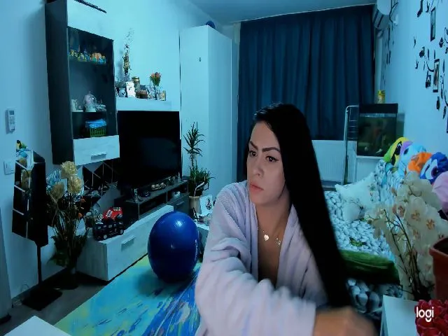 Live sex webcam photo for OneLife_ #272937692