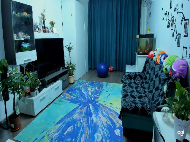 Live sex webcam photo for OneLife_ #273568259