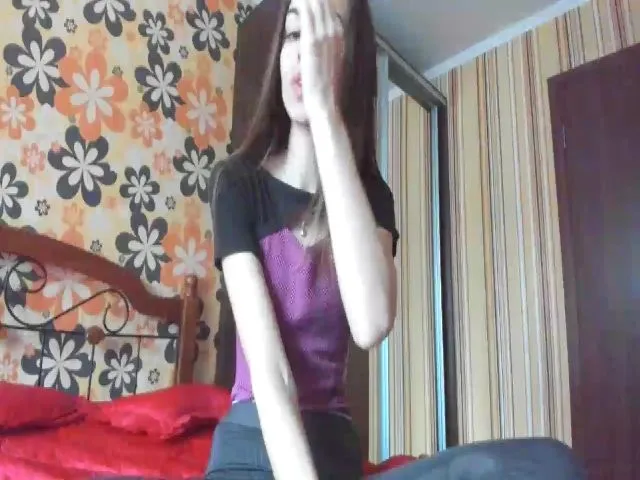 Live sex webcam photo for Onekiss1 #273096999